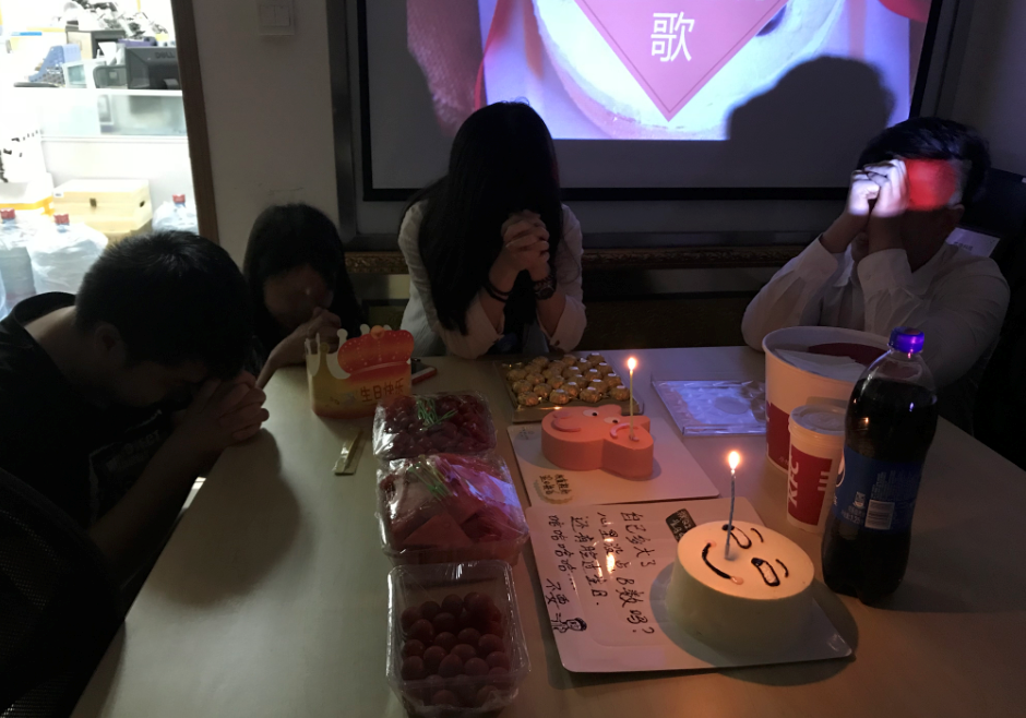 康力佳与你共成长丨公司Q2生日会——奋斗的青春最美丽!